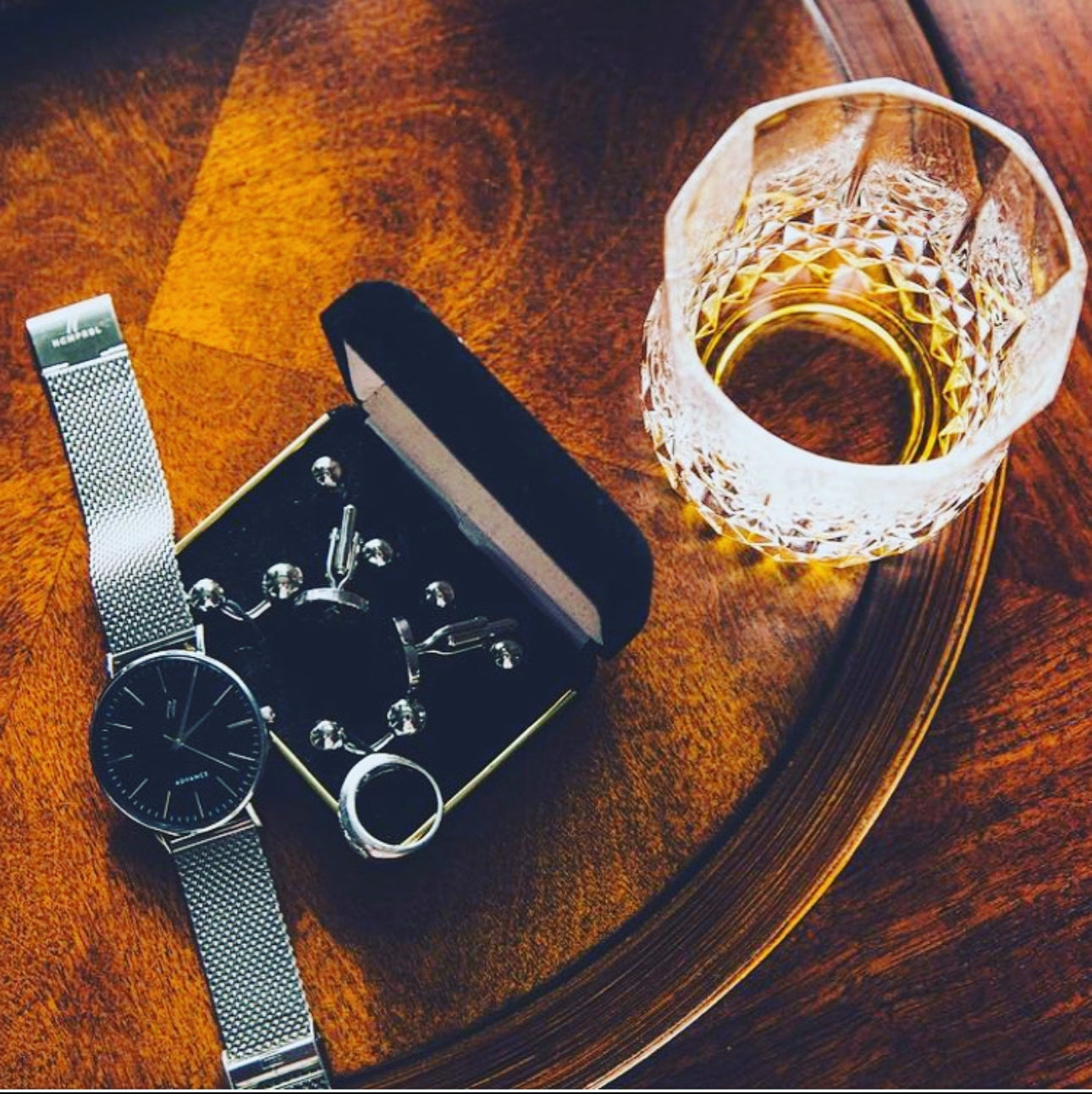 NCMPRBL Advance Night Cap 40MM Mens Watch In Silver And Black