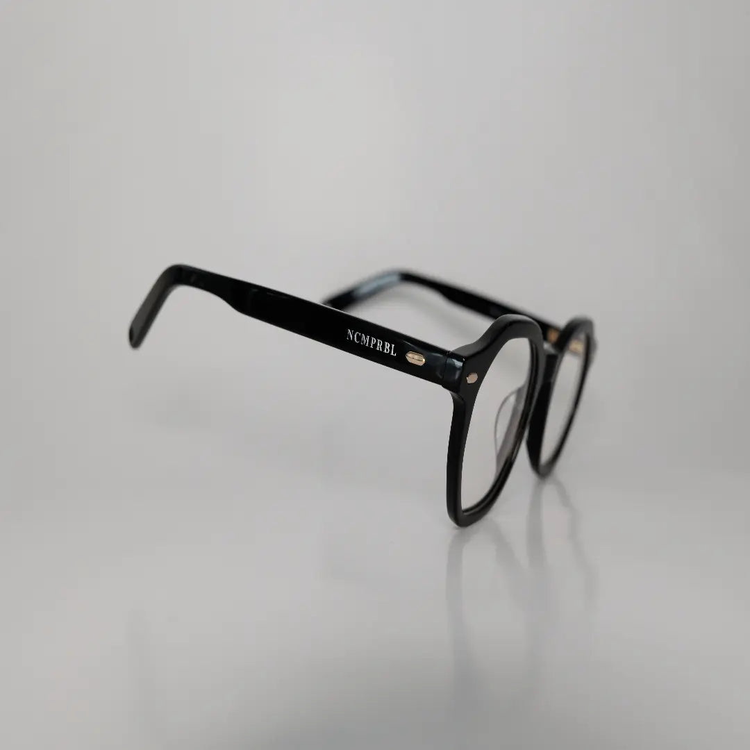 Clarity Focused Large Frame Eyeglasses In Black