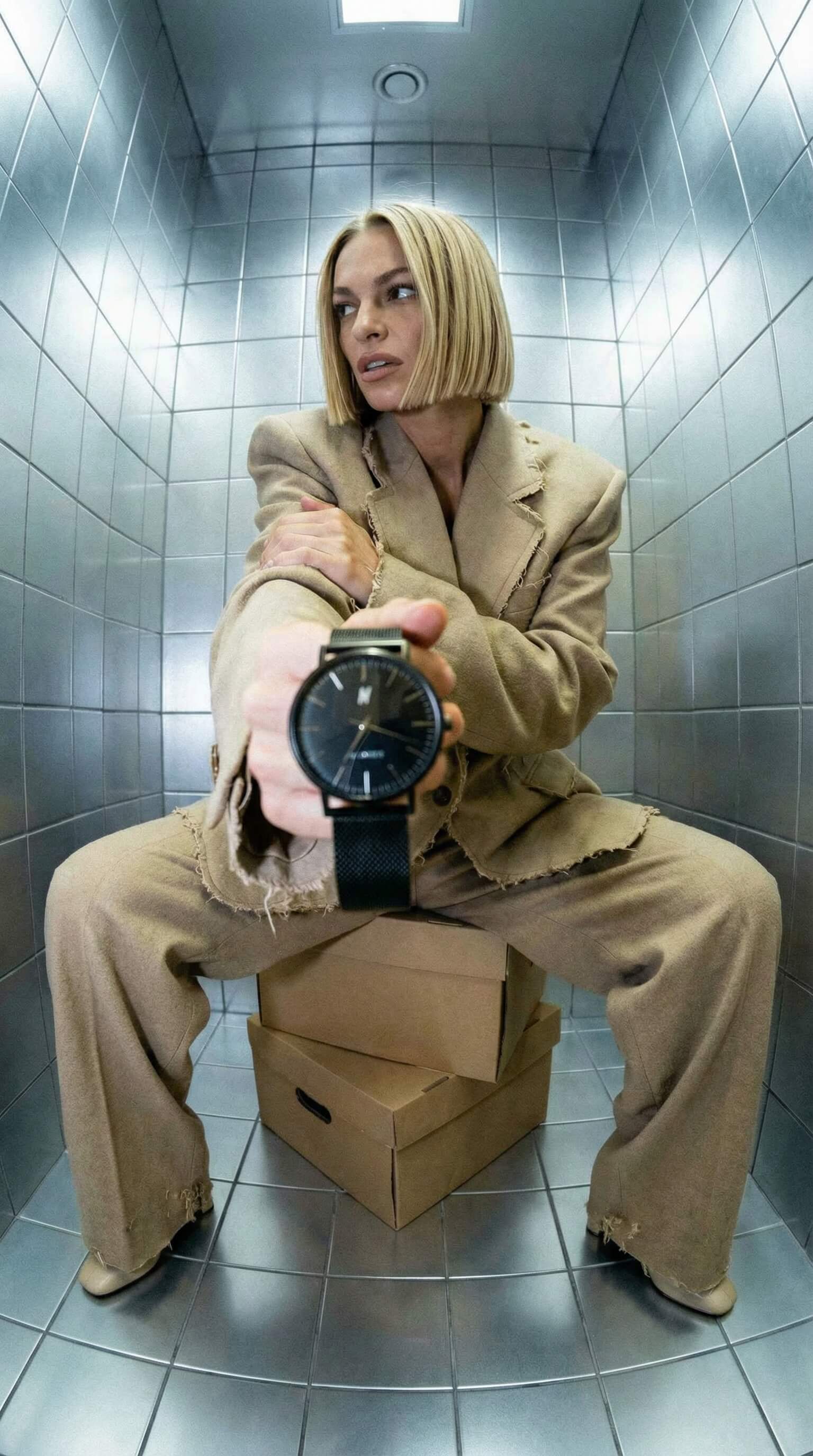 Advance Black Sands Quartz, 40MM