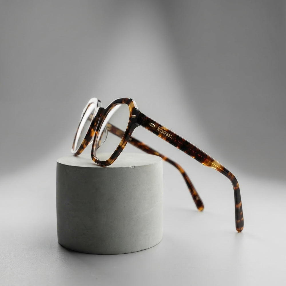 Dusk 46mm Geometric - Brown Tortoise